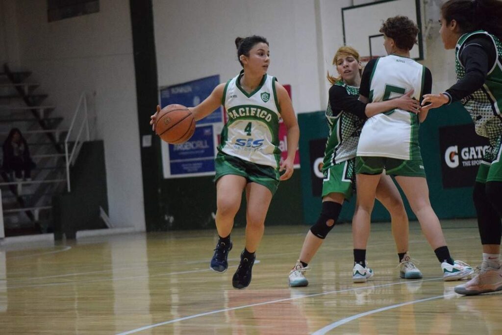 Martina BUssetti Primera Femenino